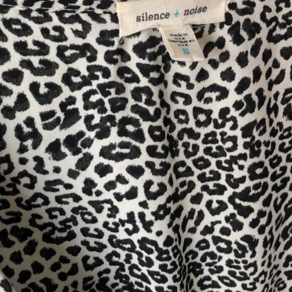 Silence + Noise Black & White Leopard Romper - Picture 7 of 7
